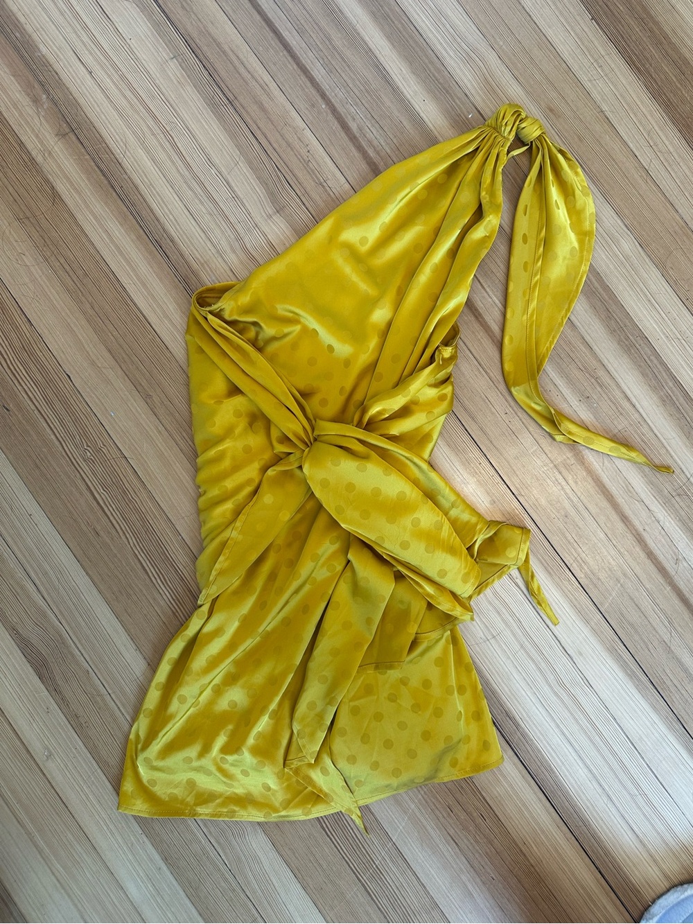 Vici, women’s mustard yellow wrap one-shoulder dress, size medium